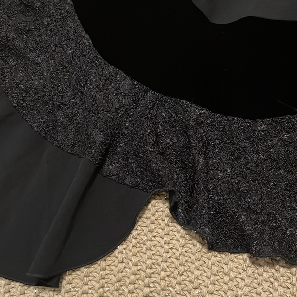 SunnyLeigh Vtg 90s Black Velvet Lace Crepe Midi Skirt Bohemian Asymmetric Flare4 - Picture 5 of 16
